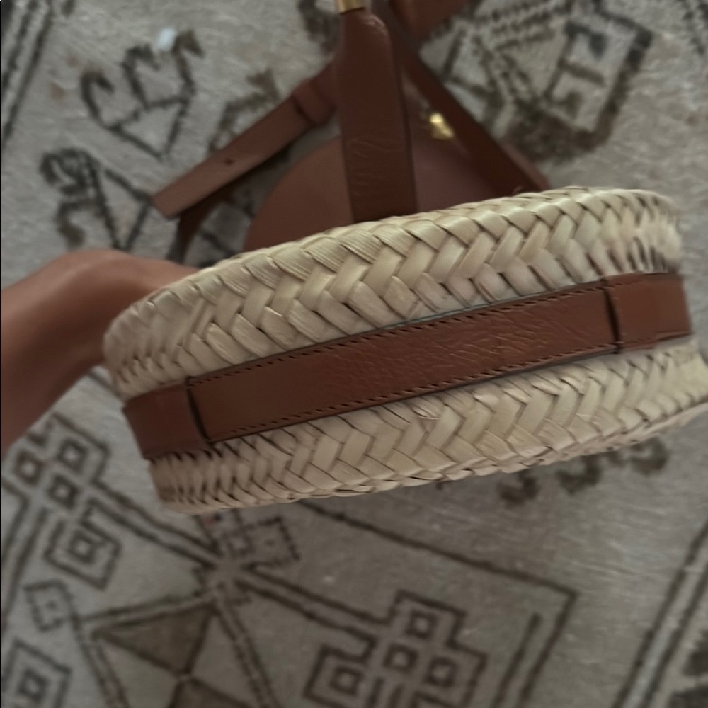 Chloé Marcie Raffia Logo Detailed Crossbody Bag - Picture 11 of 11